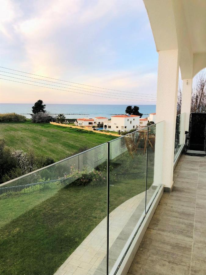 White House Studio With Sea View And Parking Полис Екстериор снимка