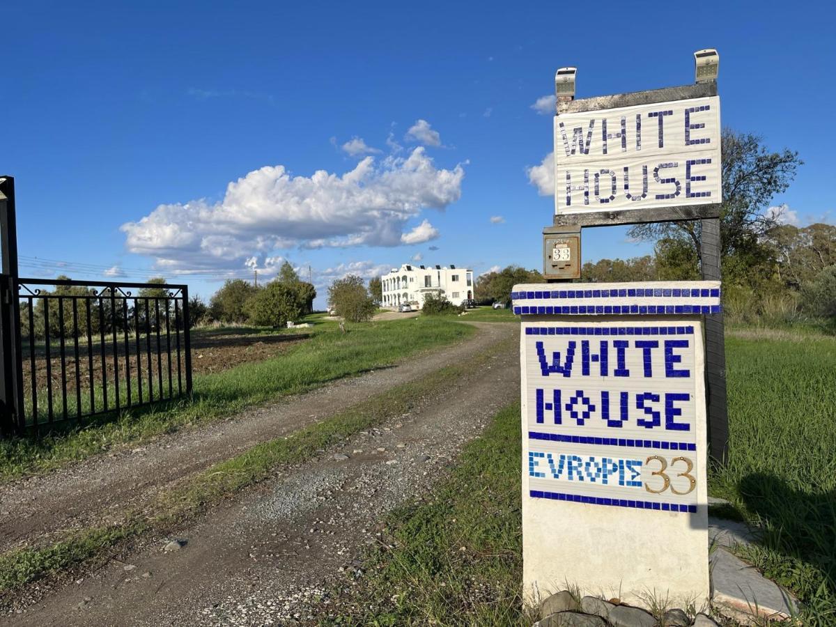 White House Studio With Sea View And Parking Полис Екстериор снимка