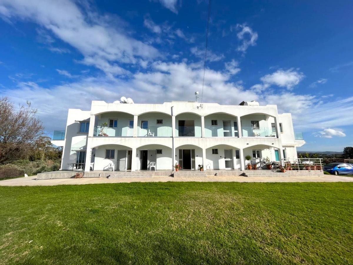 White House Studio With Sea View And Parking Полис Екстериор снимка